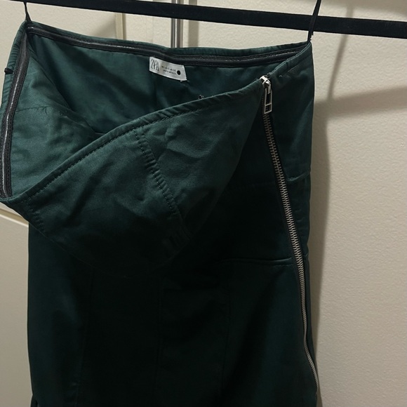 ZARA TOPSTITCHED MIDI DRESS emerald dress with top stitching, strapless bustier - Picture 11 of 16